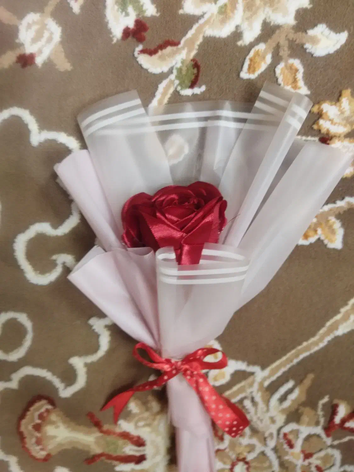 گل قرمز|گل و گیاه طبیعی|قیامدشت - خاورشهر, |دیوار