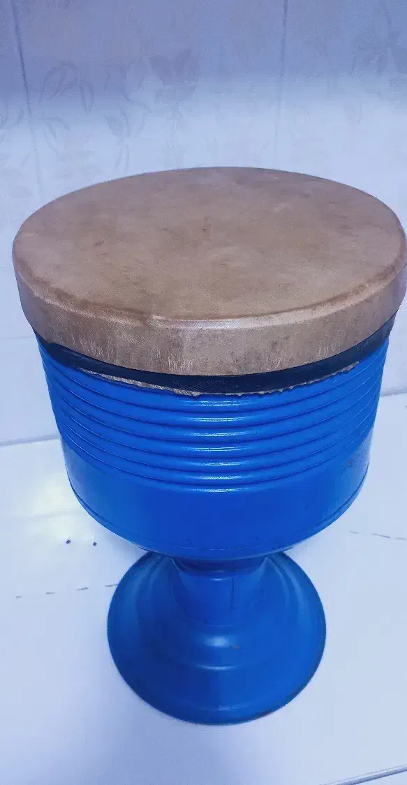 تنبک|سازهای سنتی|سنندج, |دیوار