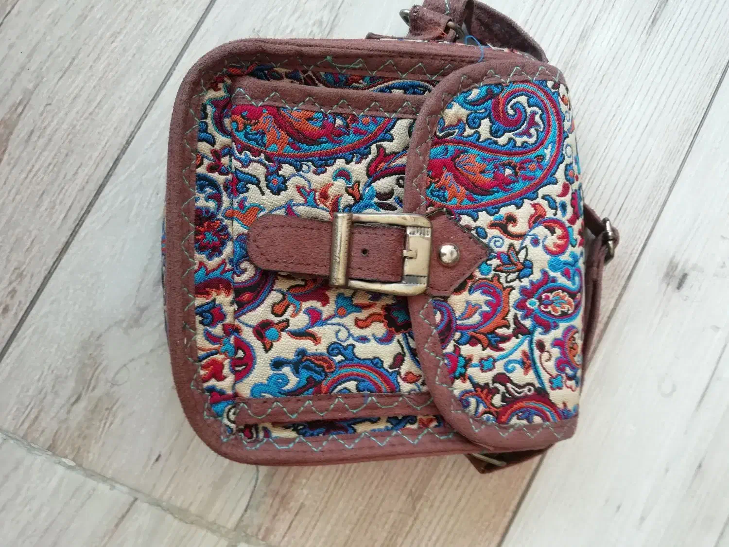 کیف سنتی کوچک|کیف، کفش، کمربند|اصفهان, دستگرده|دیوار