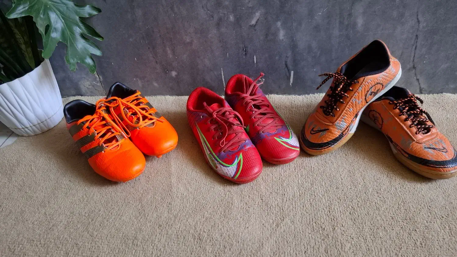 کفش فوتبال نو سایز 31 و33و34|تجهیزات ورزشی|قزوین, |دیوار