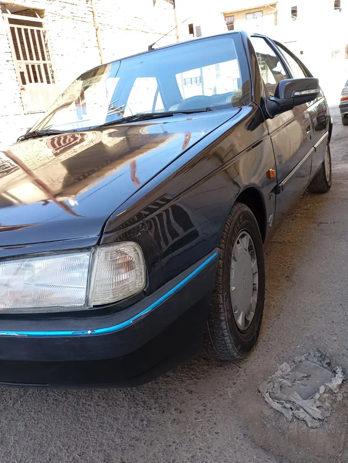 پژو 405مدل 83 مشکی متالیک  با لوازم|خودرو سواری و وانت|یزد, |دیوار