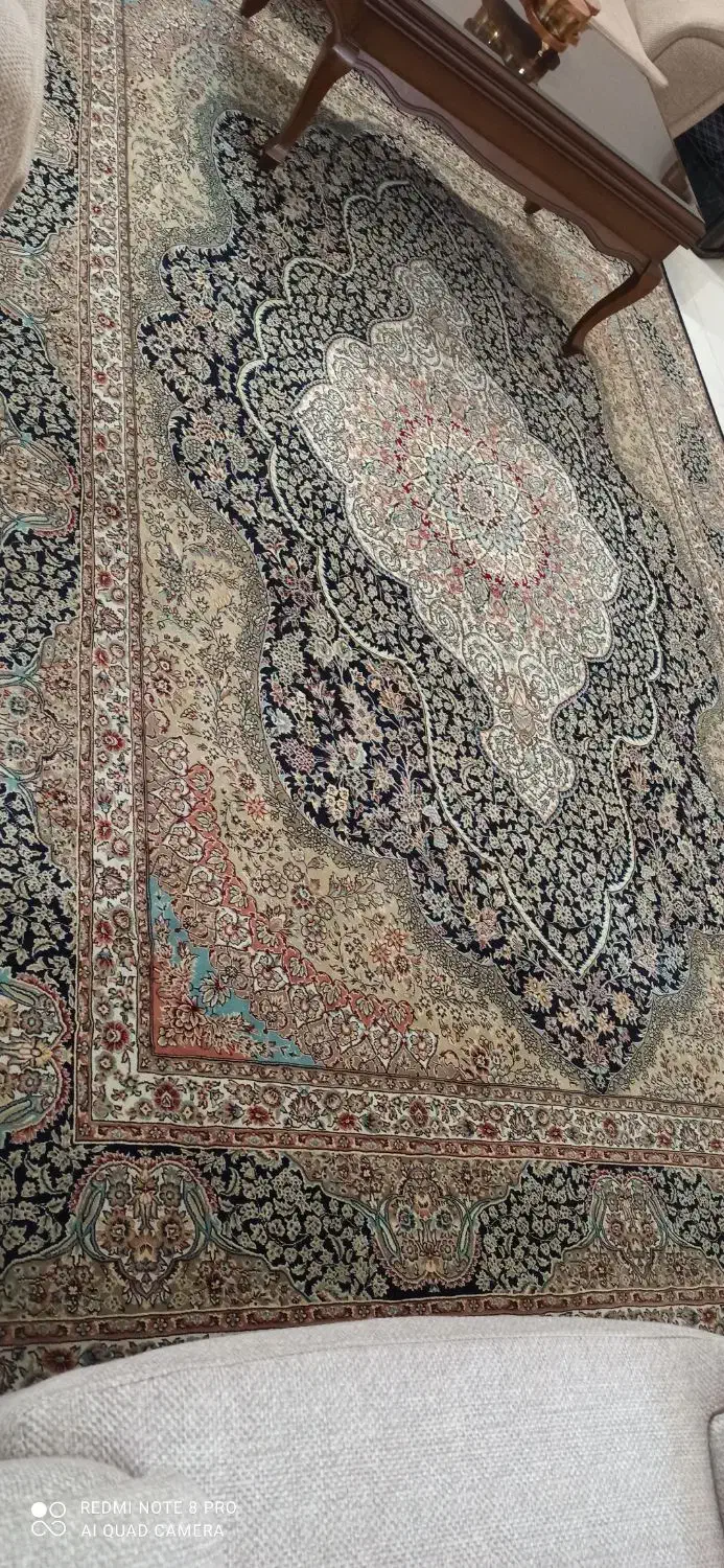 فرش مشهد|فرش|مشهد, هفت تیر (حافظ)|دیوار