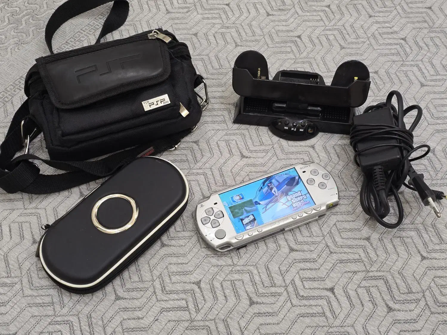 psp 2000 sony|کنسول، بازی ویدئویی و آنلاین|تهران, مینیسیتی (شهرک نفت)|دیوار