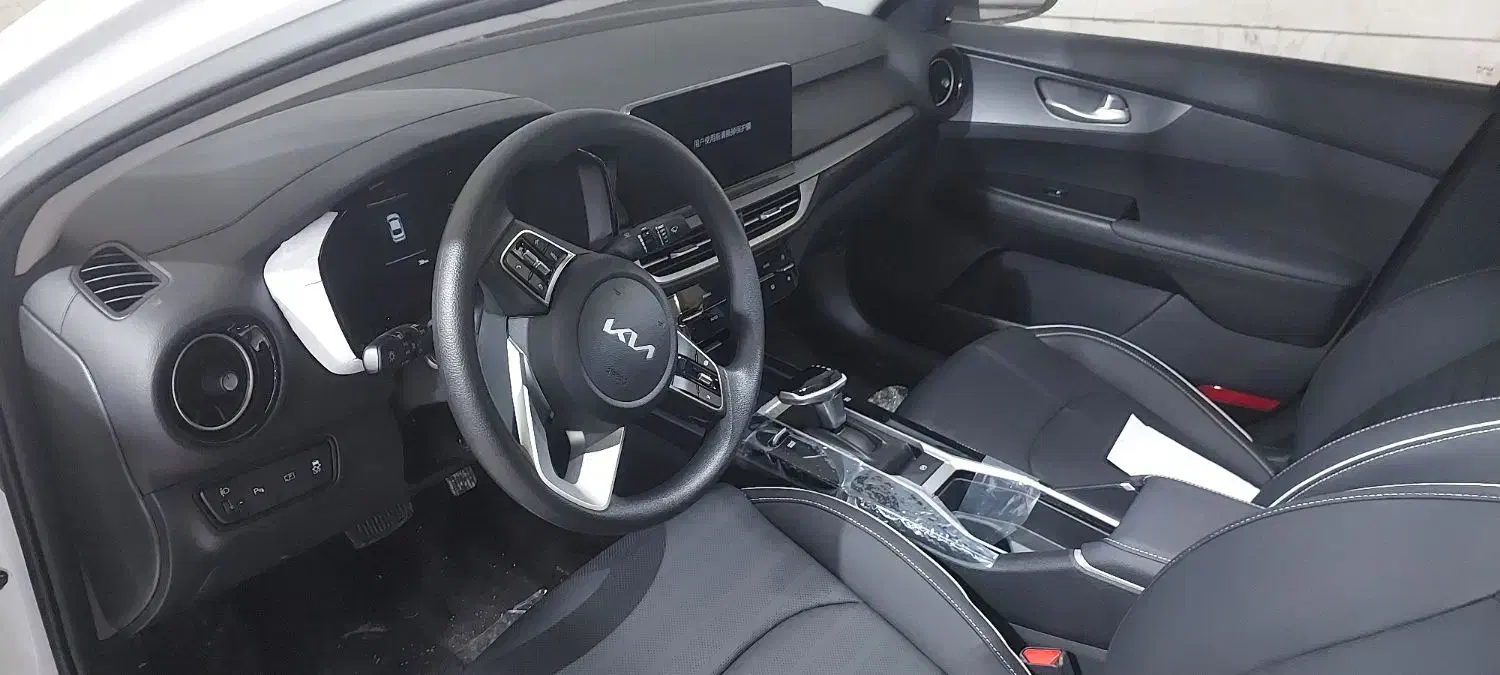 سراتوk3نیمه فول صندلی برقی|خودرو سواری و وانت|خرمشهر, |دیوار