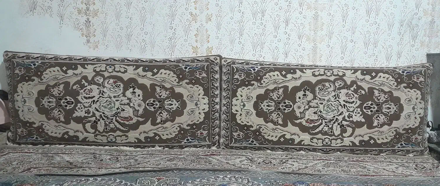 پشتی فقط۱جفت|پشتی|مشهد, شهید معقول|دیوار