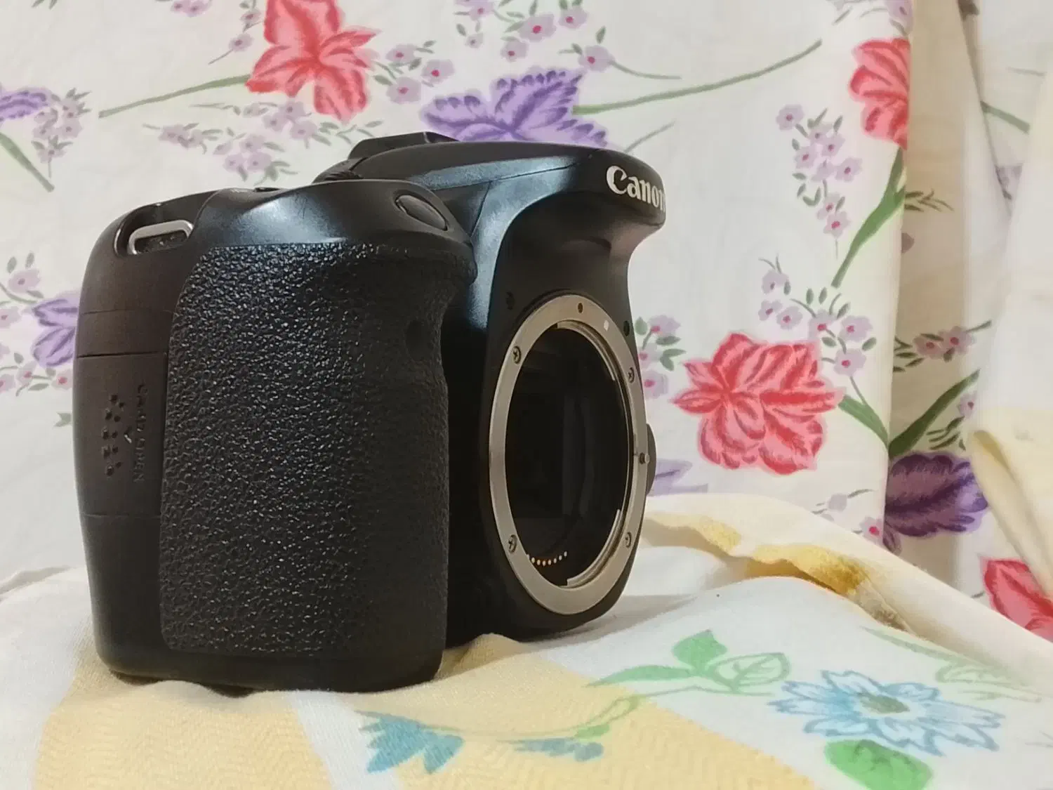 دوربین 70D Kanan|دوربین عکاسی و فیلم‌برداری|نهاوند, |دیوار