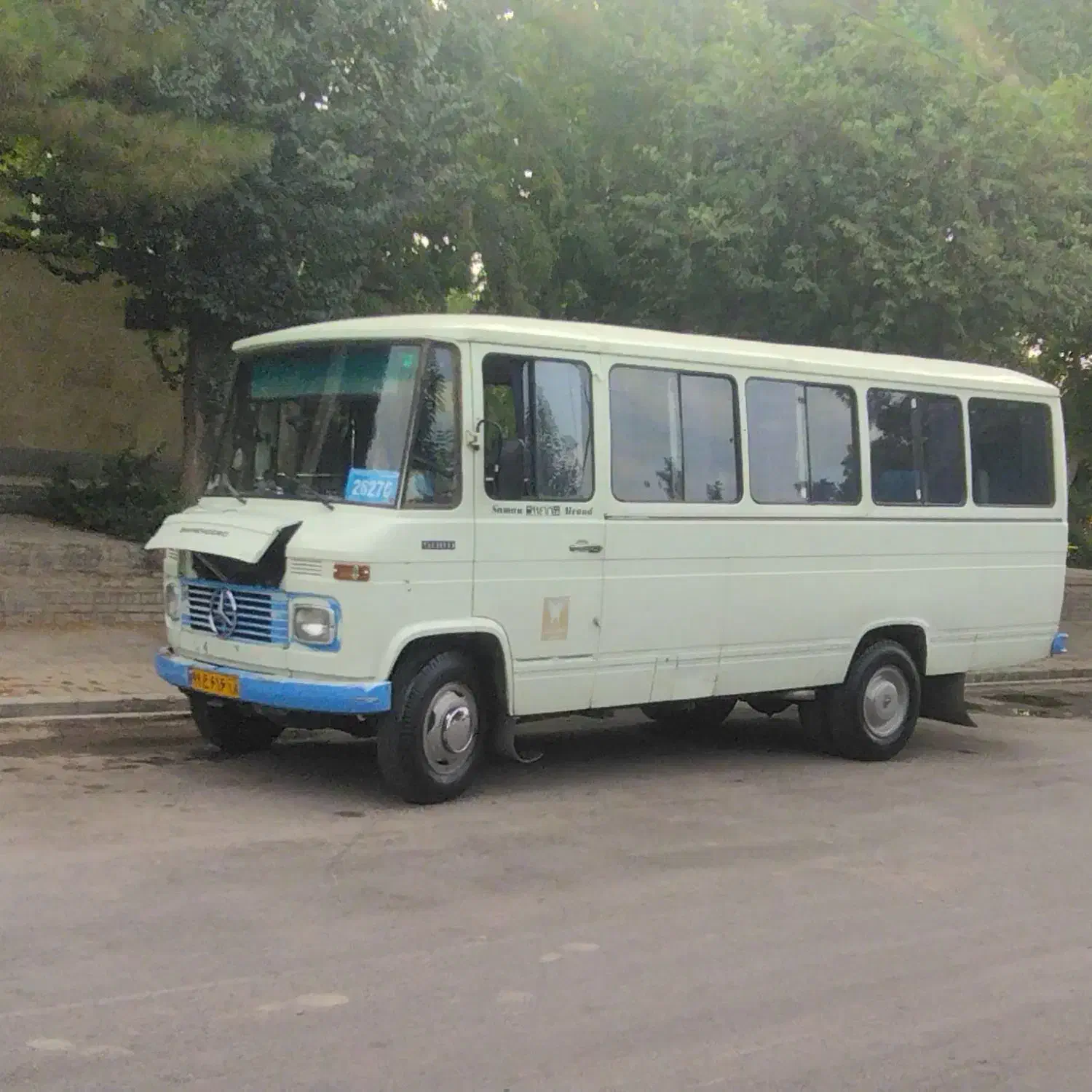 دربستی ماشین مینبوس بنز ۲۰نفر|خدمات حمل و نقل|همدان, |دیوار