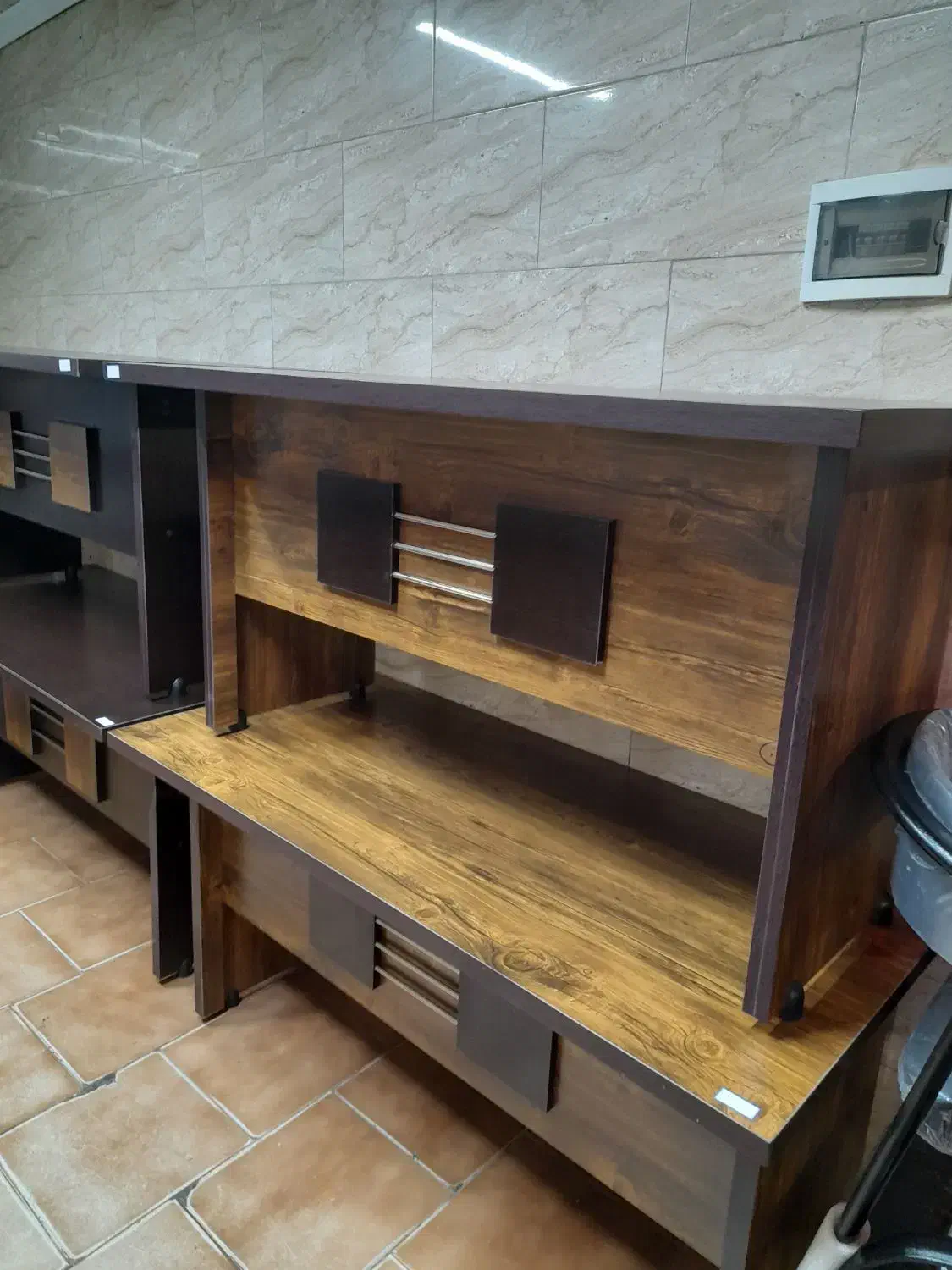 گیلان سمساری|تخت و صندلی بچه|رشت, پاستوریزه|دیوار