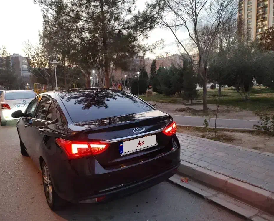 آریزو 5مدل 95کم کار بدون رنگ|خودرو سواری و وانت|اصفهان, پروین|دیوار