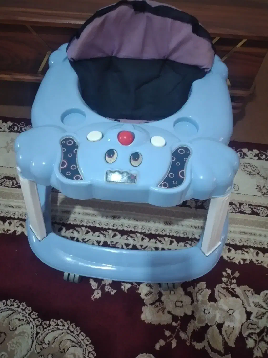 رورئک بچه|کالسکه و لوازم جانبی|آمل, |دیوار