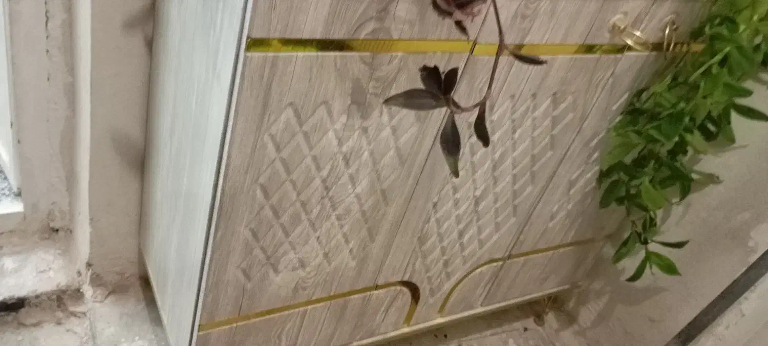 وسایل نو می‌باشد کم کارکرد.|مبلمان خانگی و میز عسلی|محمدیه-قزوین, |دیوار