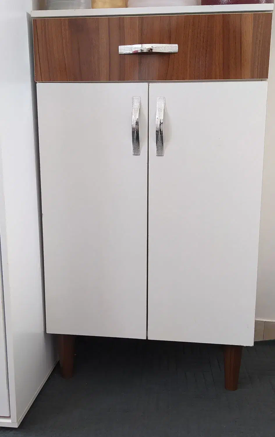 جاکفشی|جاکفشی، کمد، دراور|ملایر, |دیوار