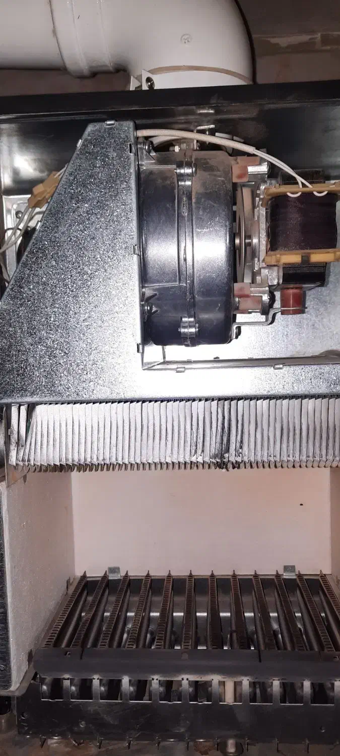 تعمیرات تخصصی انواع پکیج + سرویس رادیاتور و پکیج|خدمات پیشه و مهارت|شاهینشهر, خانه کارگر|دیوار