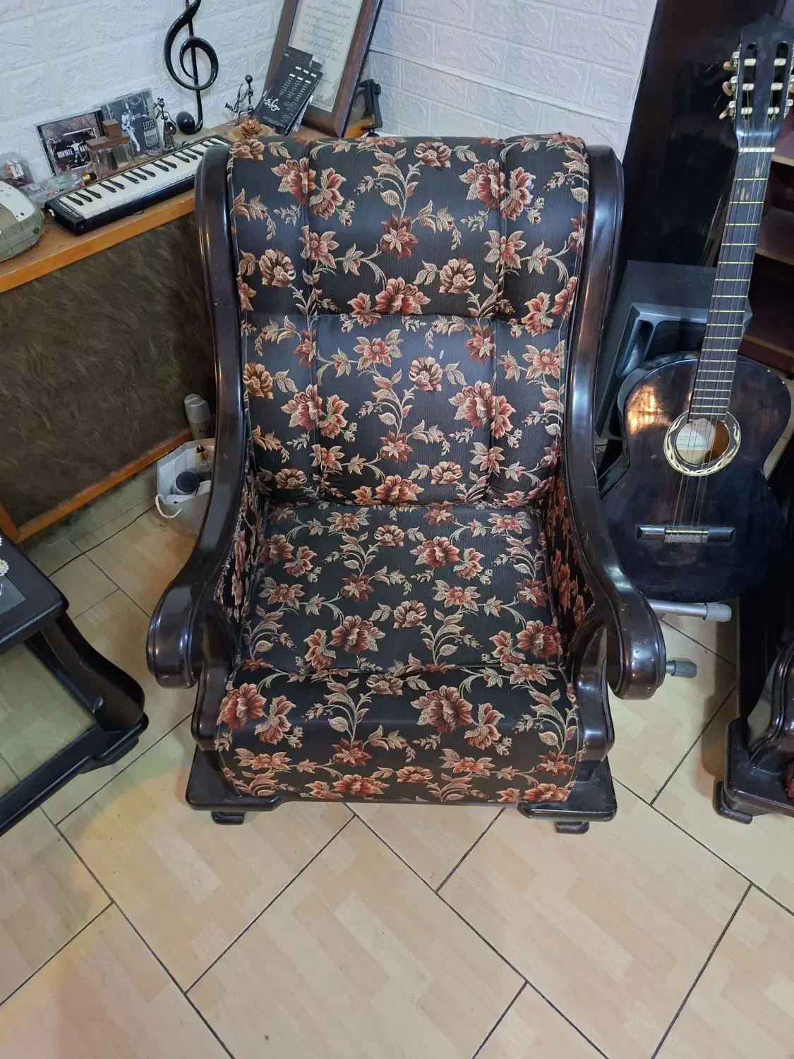 مبل راحتی با چوب گردو|مبلمان خانگی و میز عسلی|تهران, شهرک مخابرات|دیوار