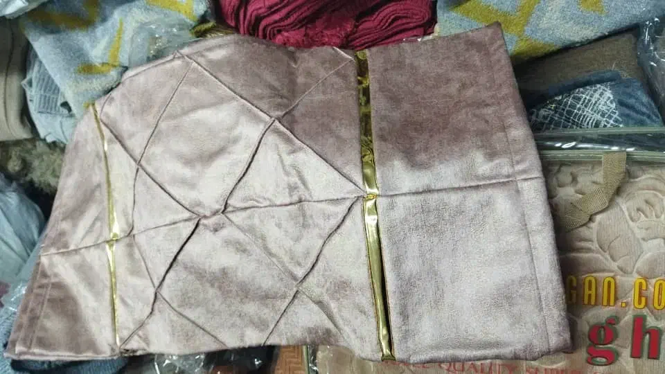 جلد بالشتی پارچ مبل لول هستن مخمل زخیم|رختخواب، بالش، پتو|امیدیه, |دیوار