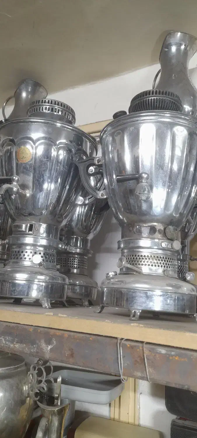 سماور نفتی سالم بفروش میرسد|سماور، چایساز، قهوهساز|تهران, مشیریه|دیوار