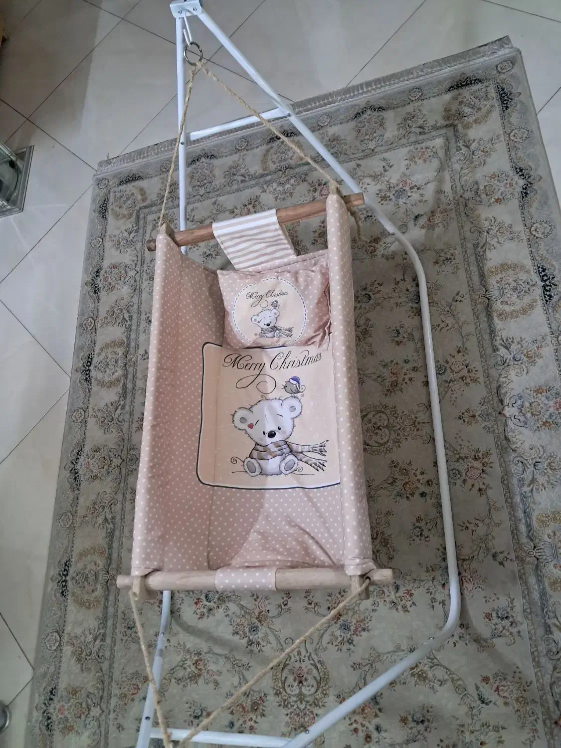 گهواره ننو|تخت و صندلی بچه|نیشابور, شهرک ولیعصر|دیوار