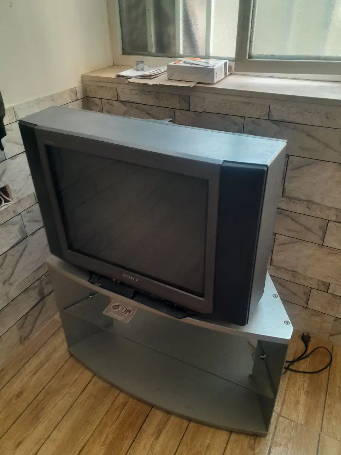 تلویزیون ۲۱ سونی|تلویزیون و پروژکتور|شیراز, سعدیه شمالی|دیوار