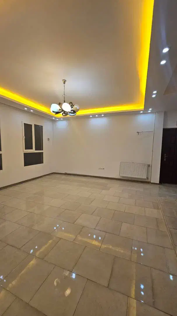 فروش واحد مسکونی 85متری 2خواب لوکس در خیابان ظفر|فروش آپارتمان|هشتگرد, شهرک صبا سوله|دیوار