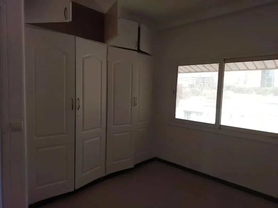 آپارتمان دو خوابه/ لوکیشن دریاچه چیتگر/ تخلیه|اجارهٔ آپارتمان|تهران, گلستان (شهرک راه آهن)|دیوار