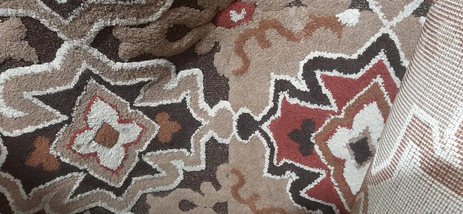 یک جفت فرش ۶ متری فانتزی|فرش|صدرا-فارس, فاز ۱|دیوار