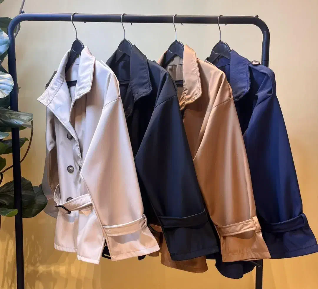 مانتو|لباس|شاهین دژ, |دیوار