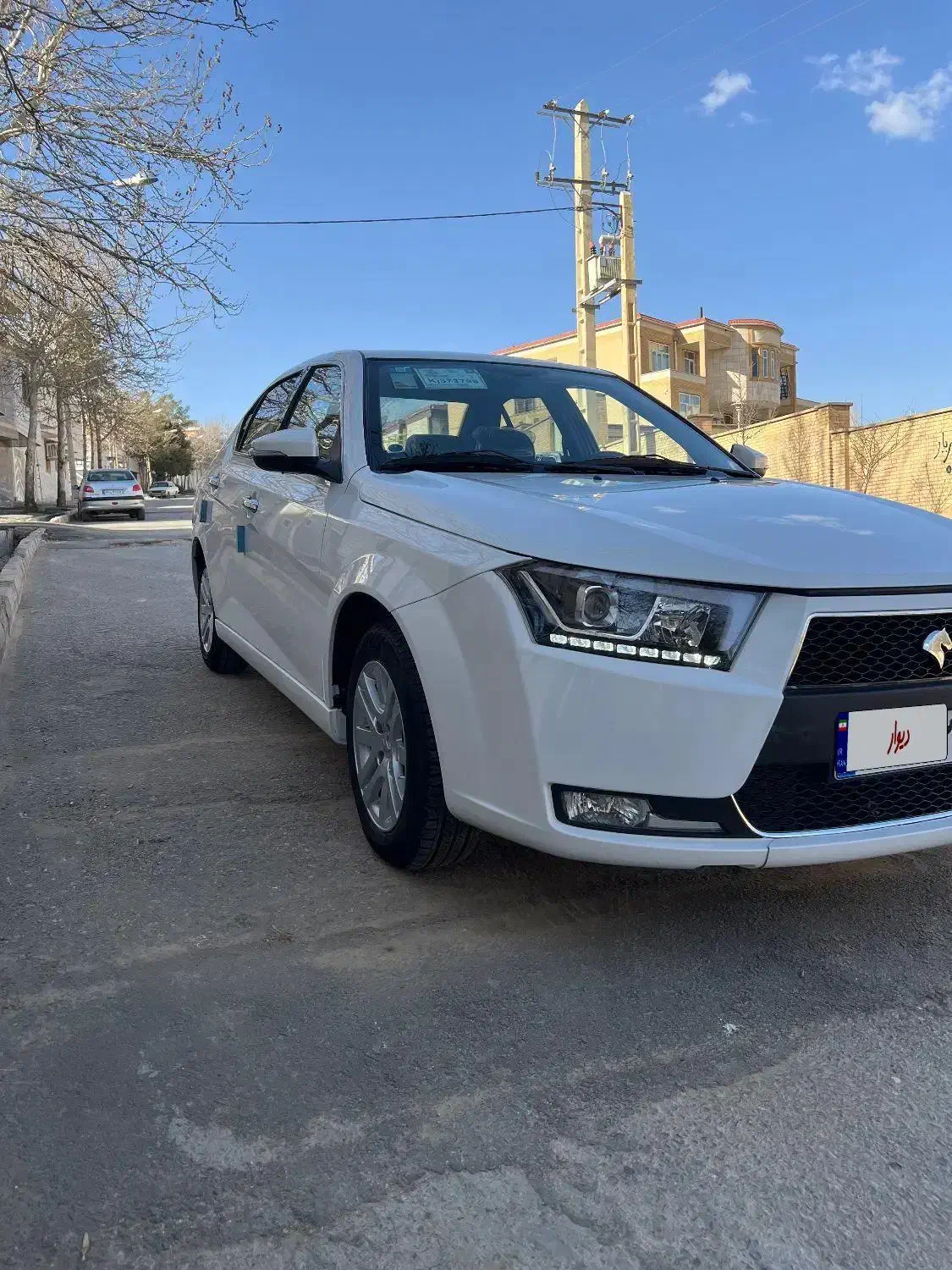 دنا پلاس|خودرو سواری و وانت|بروجرد, |دیوار