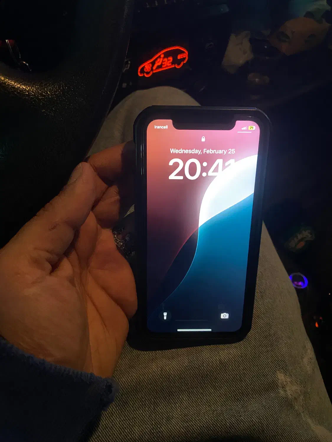 عروسکIphone x or xr|موبایل|کرج, فاز ۱ مهرشهر|دیوار