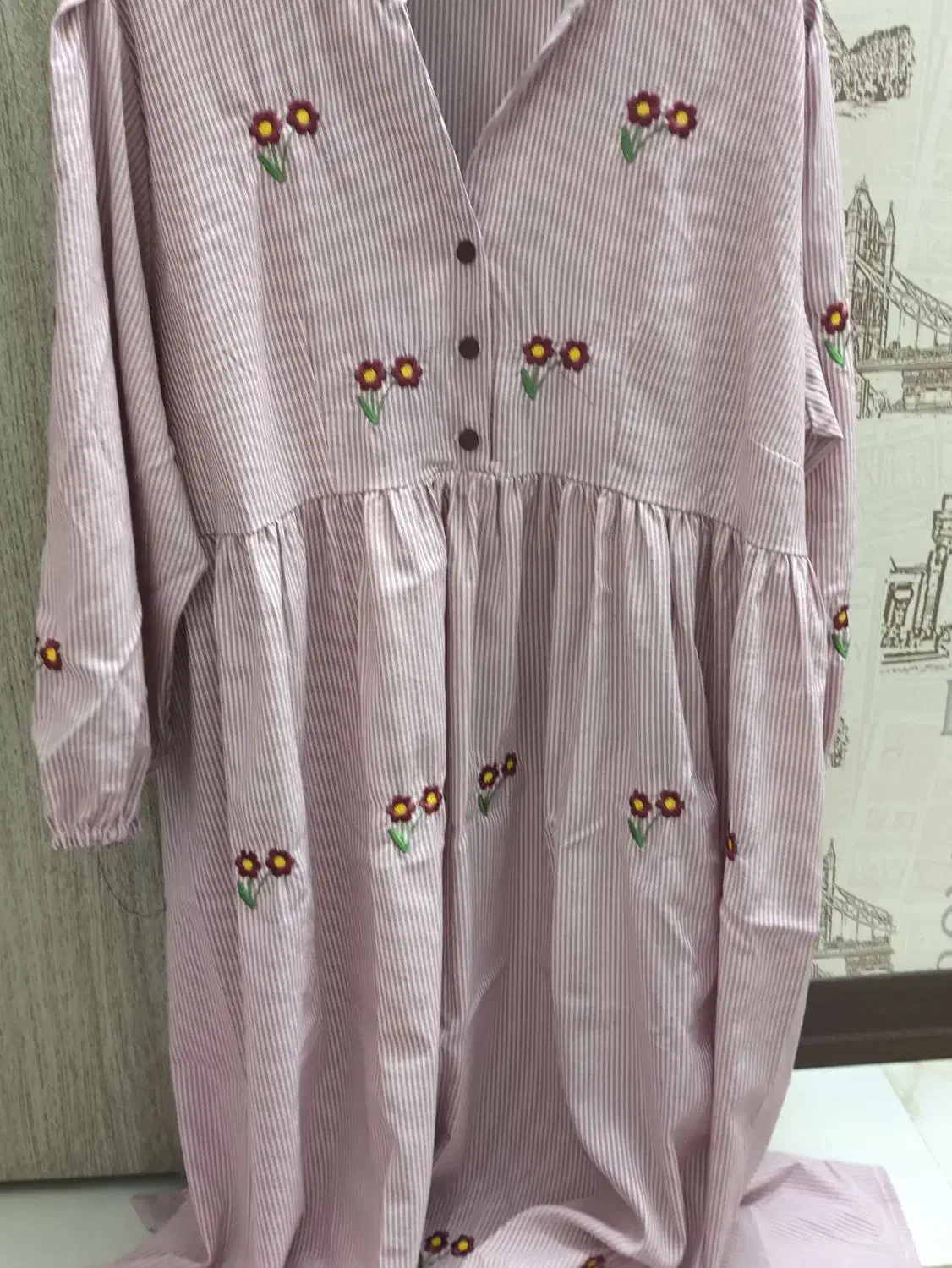 لباس بارداری|لباس|ری, فیروزآبادی|دیوار