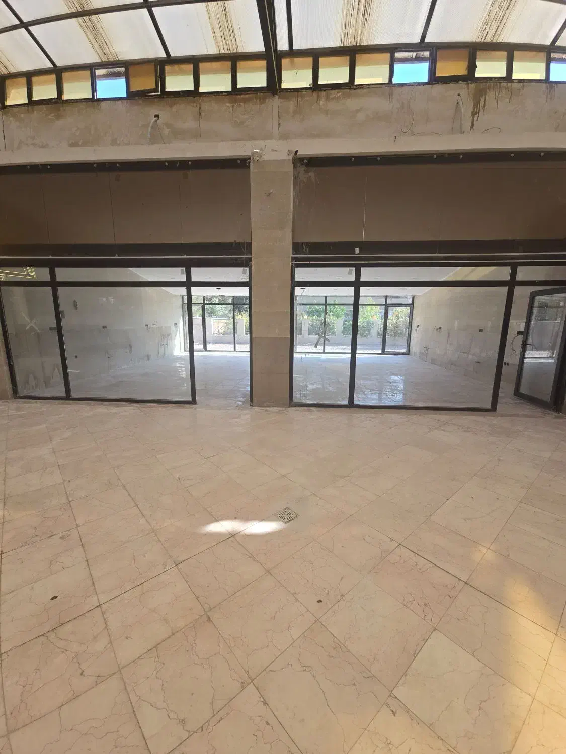 اجاره مغازه|اجارهٔ مغازه و غرفه|رباطکریم, پرندک|دیوار