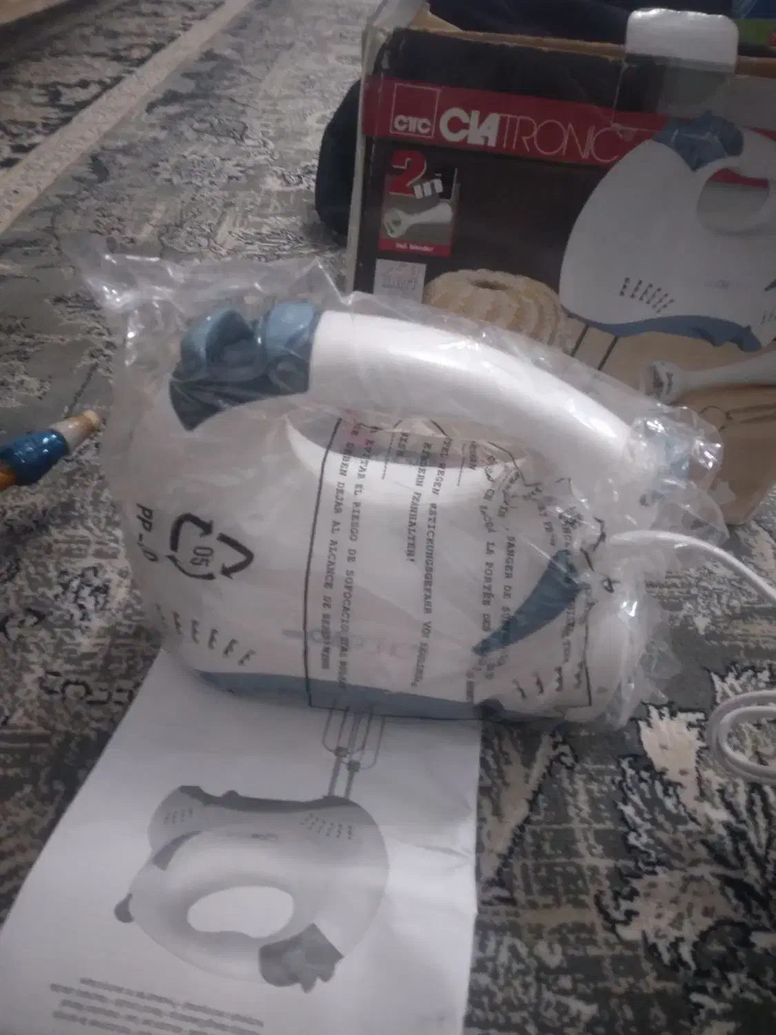 همزن وگوشت کوب برقی کلاترونیک|سایر لوازم برقی|شیراز, شاه قلی بیگی|دیوار