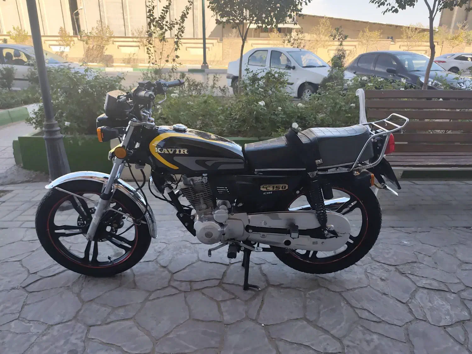 موتور ۲۰۰ کویر کاربرات|موتورسیکلت|اراک, |دیوار