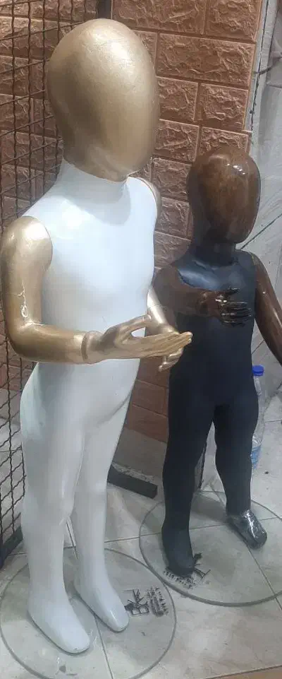 دوعدد مانکن بچگانه وتعدادی چوب کار بچگانه|حراج|تهران, مشیریه|دیوار