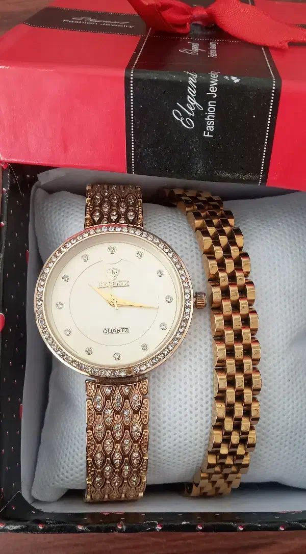 یک عددساعت ودستبندزنانه .نو|جواهرات|یزد, |دیوار