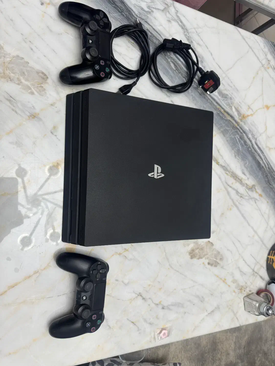پلی استیشن ۴پرو ۱ ترا    ps4 pro  1 tra|کنسول، بازی ویدئویی و آنلاین|تهران, باشگاه نفت|دیوار