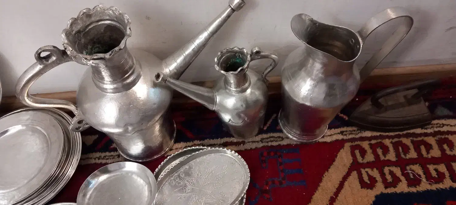 ظروف مسی قدیمی نو سفید شده یکجا فقط ۴۱ کیلو|کلکسیون اشیاء عتیقه|تهران, ایرانشهر|دیوار