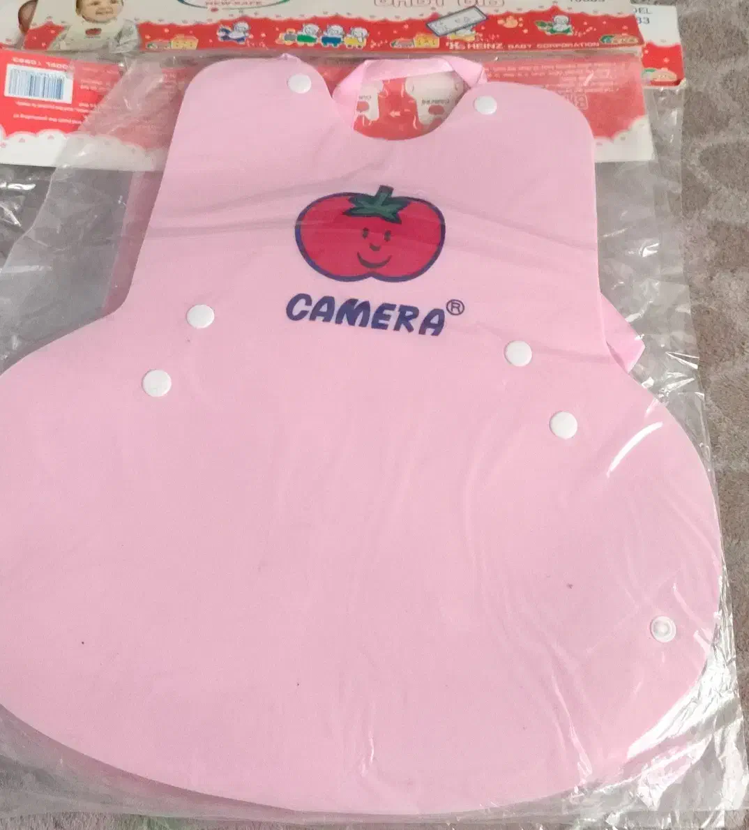 پیش بندغذای کودک|اسباب و اثاث بچه|سبزوار, قاضی زاد|دیوار