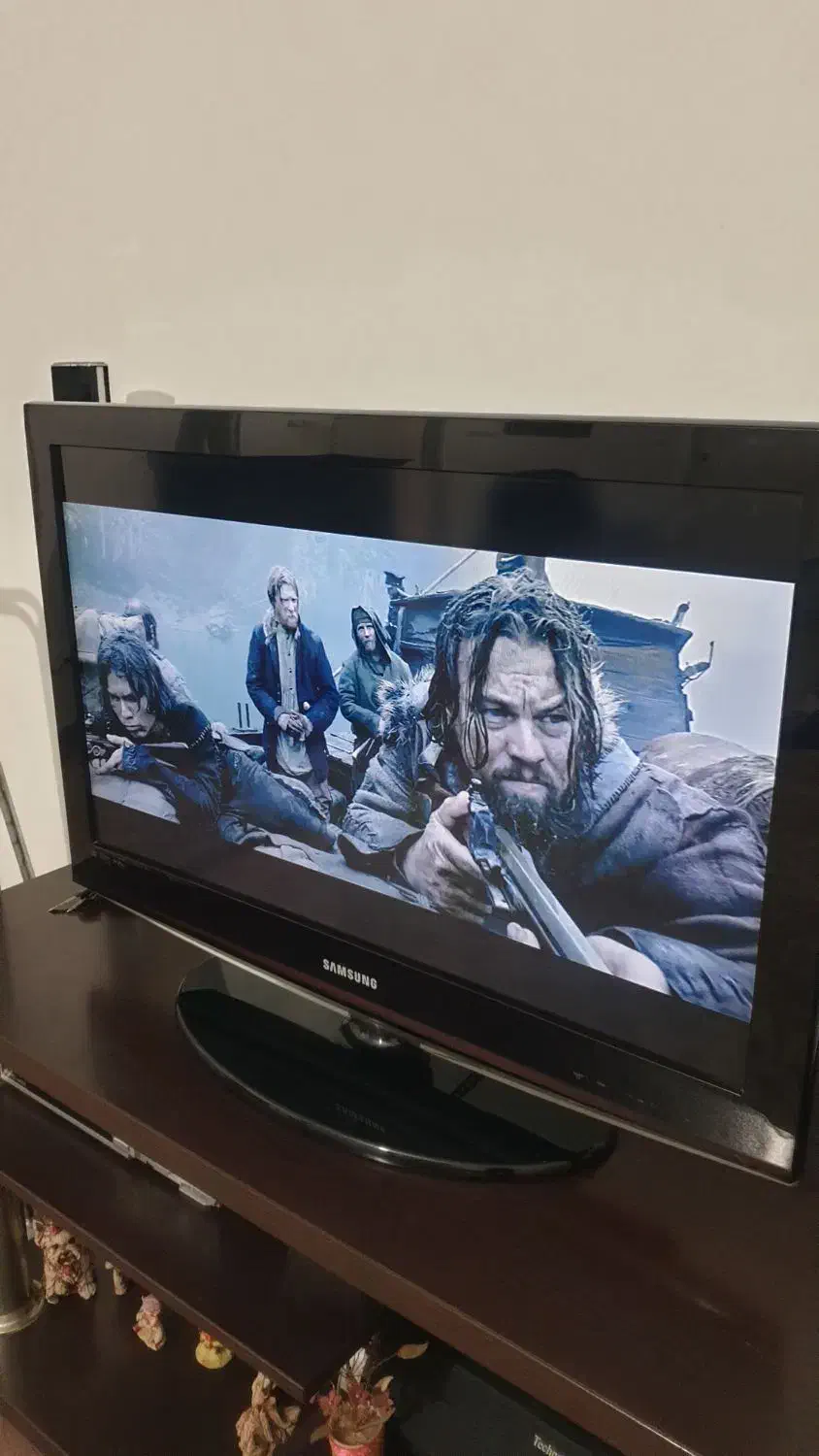 تلویزیون ۳۲ اینچی السیدی سامسونگ|تلویزیون و پروژکتور|شهریار, شهرک شاهد|دیوار