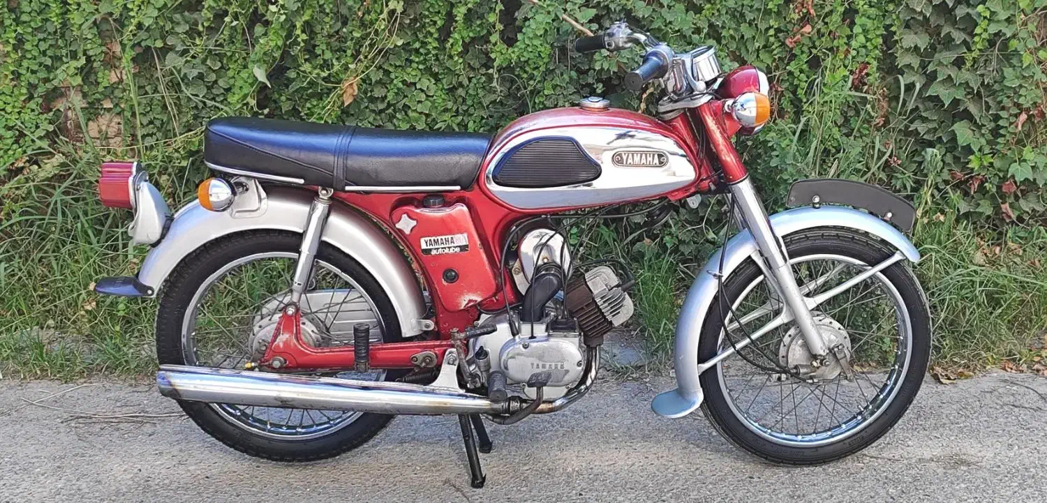 یاماها لا کاغذی|موتورسیکلت|ساری, |دیوار