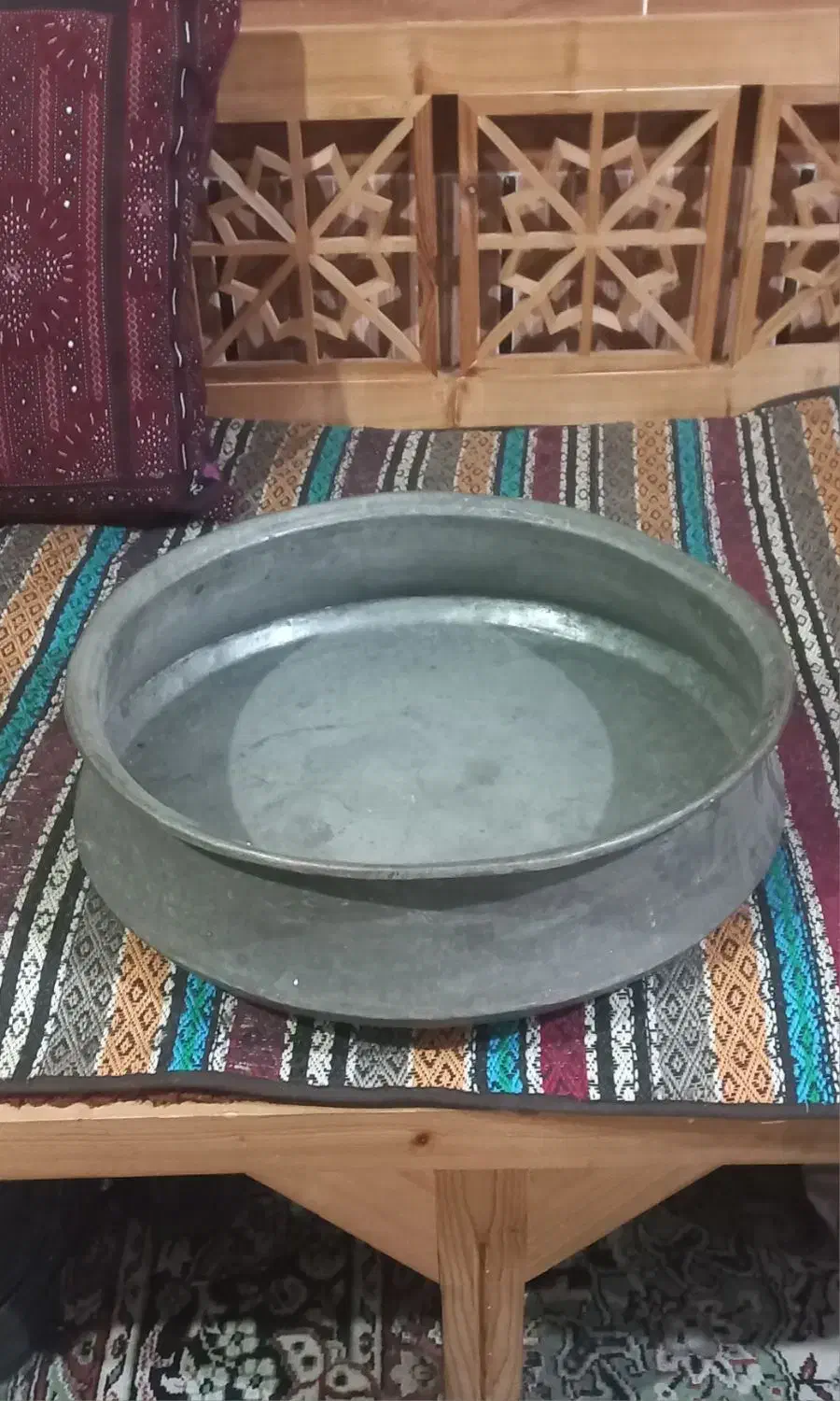 مجمع مسی قدیمی|ظروف پختوپز|گرگان, |دیوار