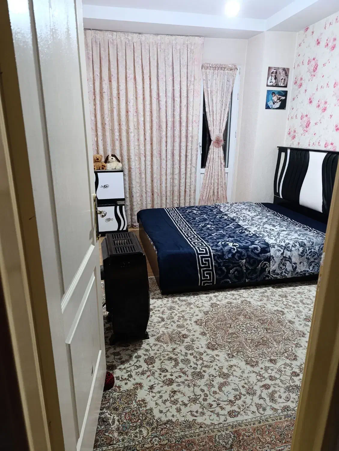 یک عدد تخت خواب دو نفره باتشک|تخت و سرویس خواب|محمدیه-قزوین, |دیوار