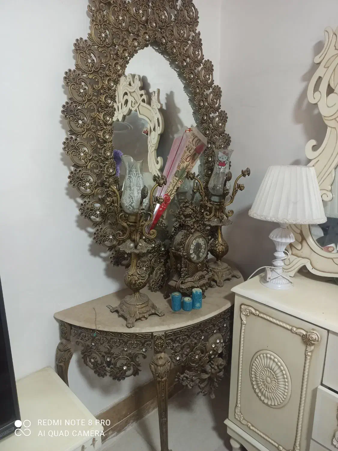 آینه شمعدان|آینه|قم, حکمت شمالی|دیوار