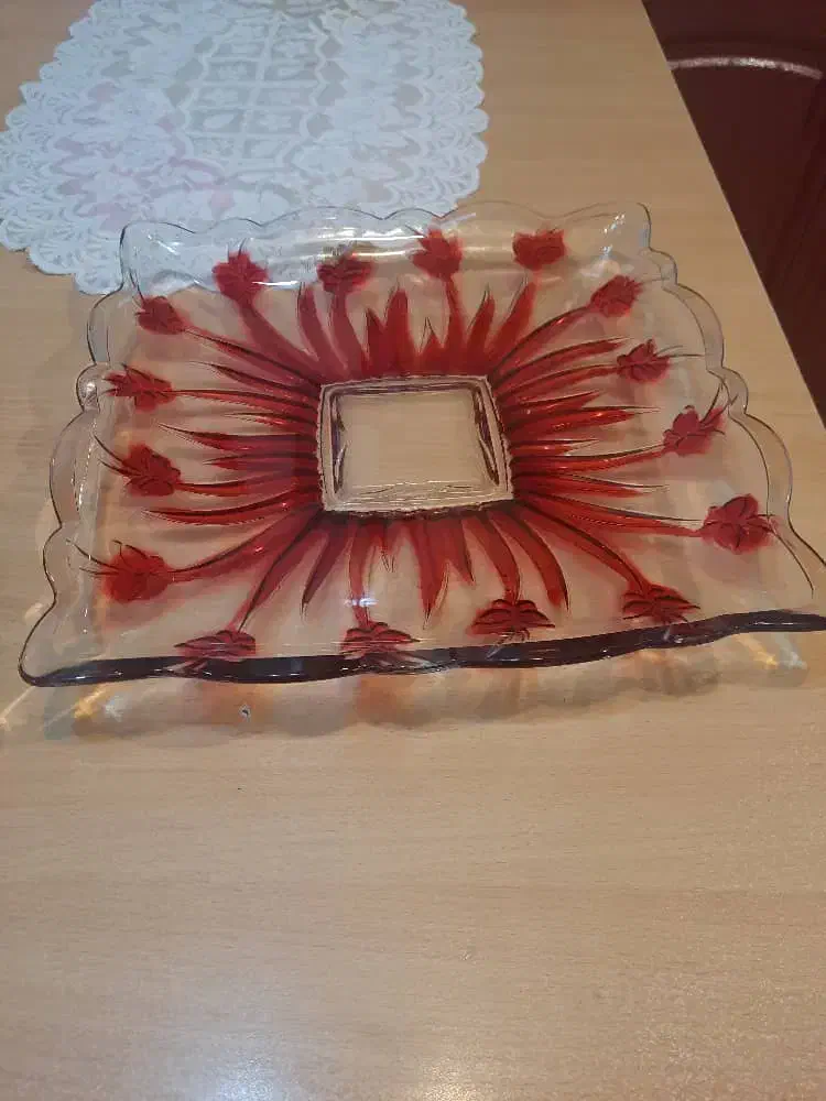 تعدادی ظروف شکستنی|حراج|لاهیجان, آهندان|دیوار