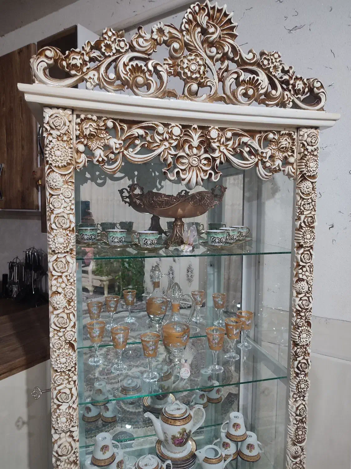 بوفه ویترین|بوفه، ویترین، کنسول|میبد, |دیوار