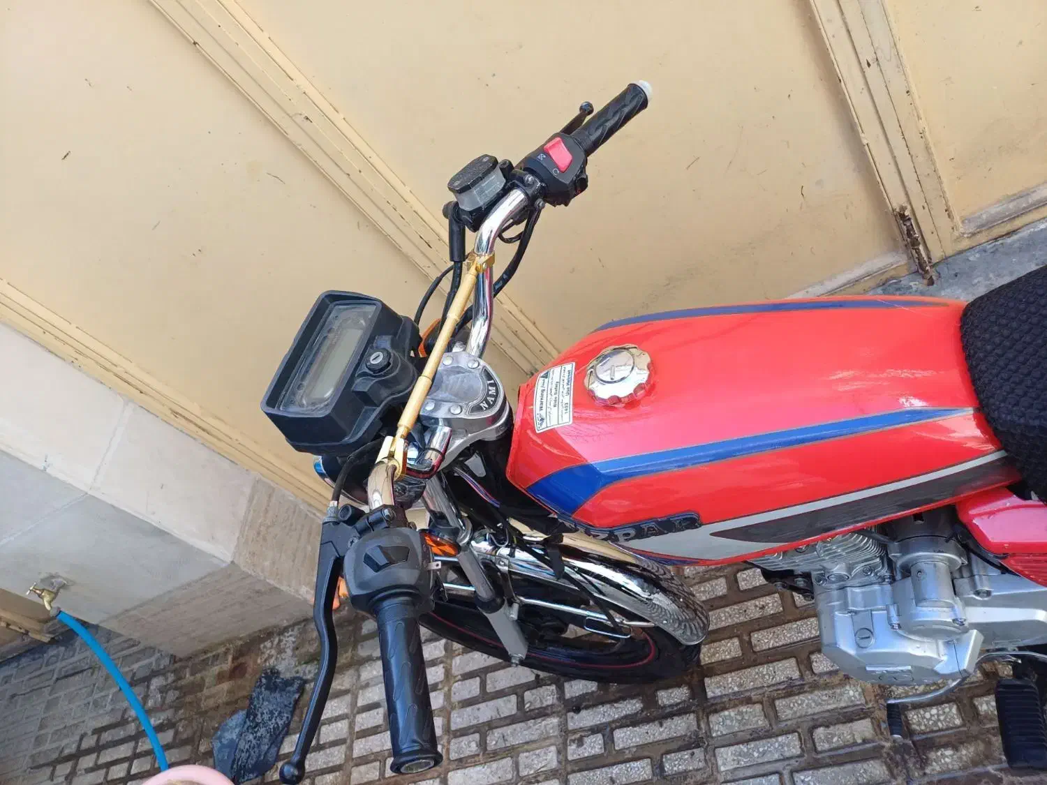 موتور 200|موتورسیکلت|بیستون, |دیوار