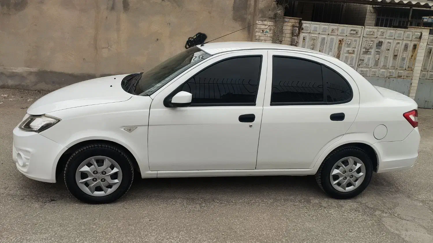 ساینامدل۱۴۰۰تک برگ استثنایی|خودرو سواری و وانت|کرمانشاه, |دیوار