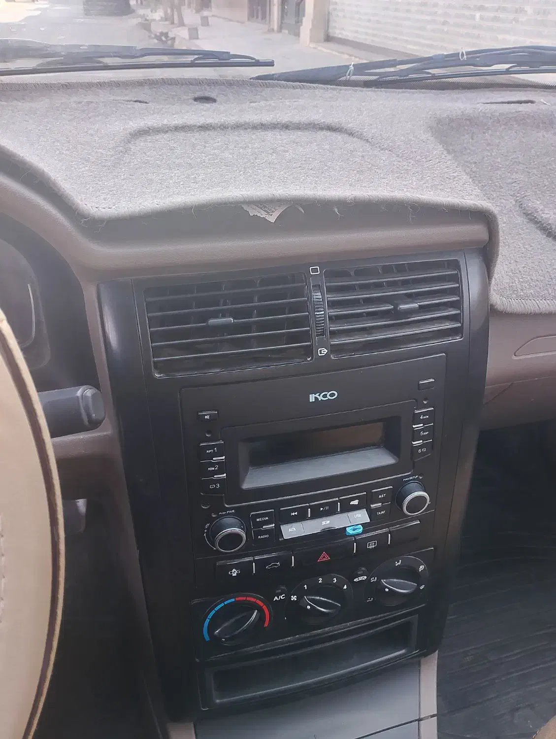 پژو 405جی ال ایکس کم کار کارمندی|خودرو سواری و وانت|فریمان, |دیوار