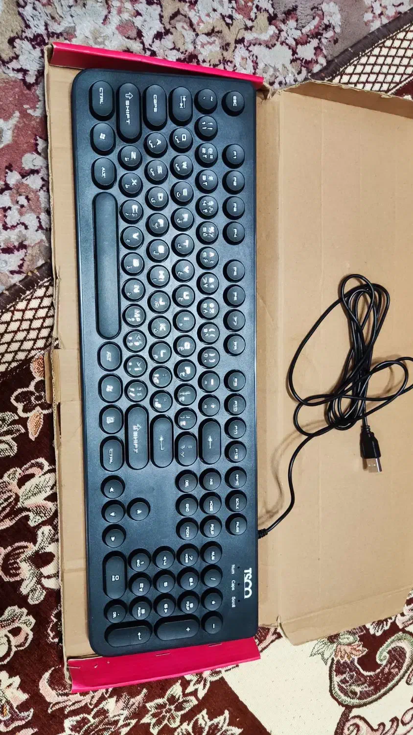 کیبورد تسکو|قطعات و لوازم جانبی رایانه|رشت, معلم|دیوار