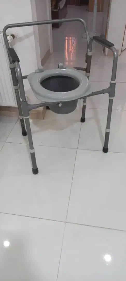 توالت فرنگی بیمار|آرایشی، بهداشتی، درمانی|رشت, کوی حسینی|دیوار