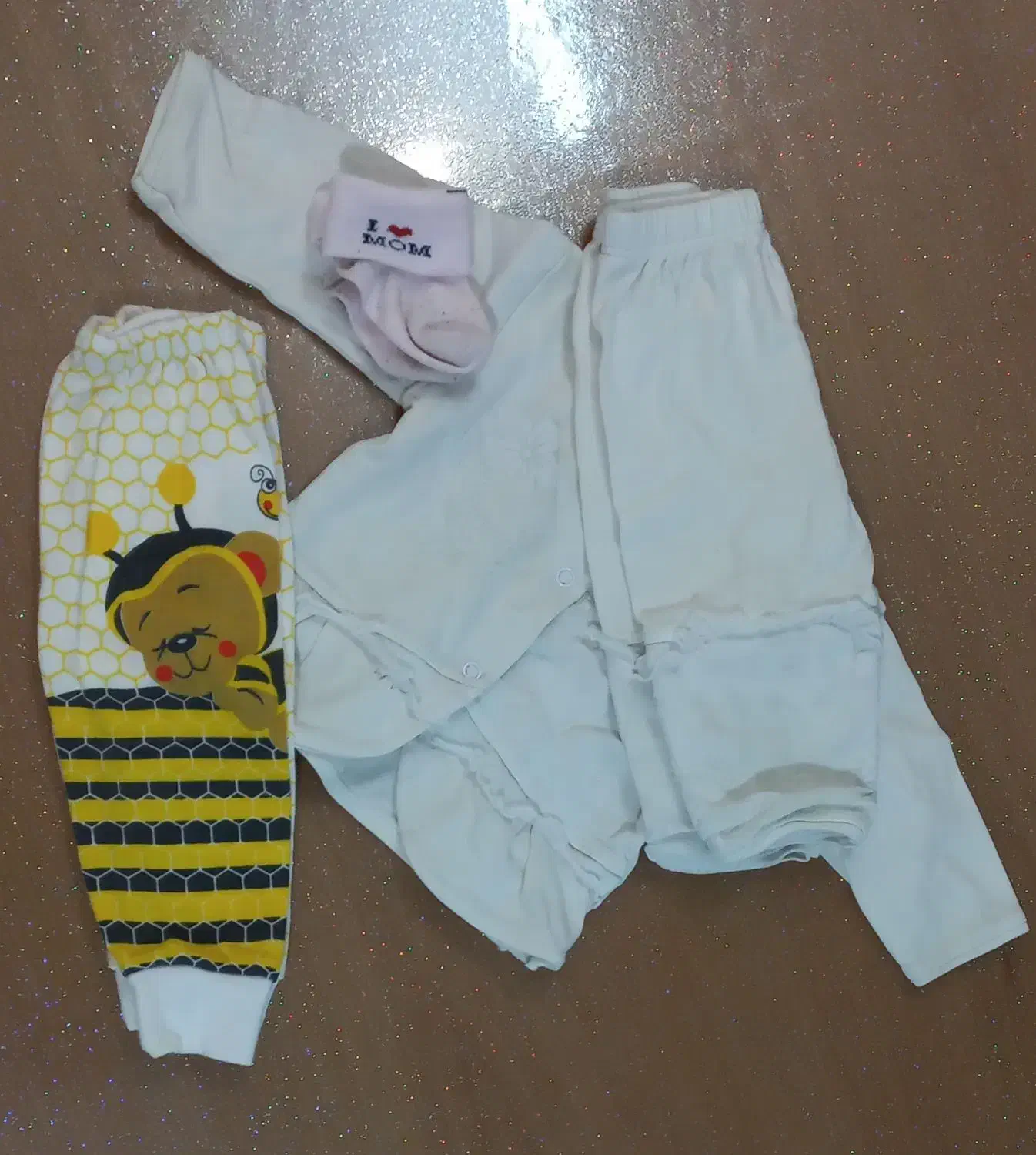 تلفن رومیزی رنگی|تلفن رومیزی|زاهدان, |دیوار